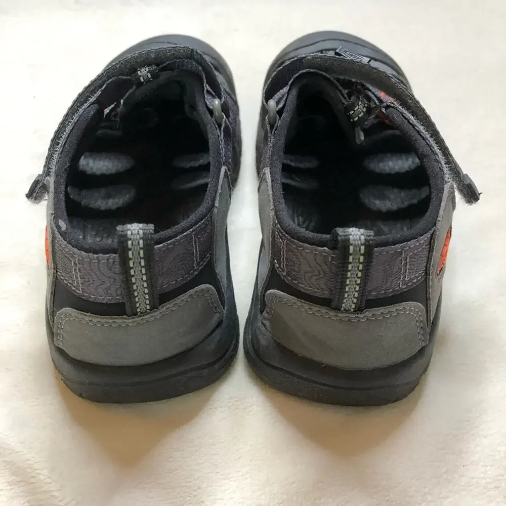 Keen Newport H2 gray black kids sandals size US 3